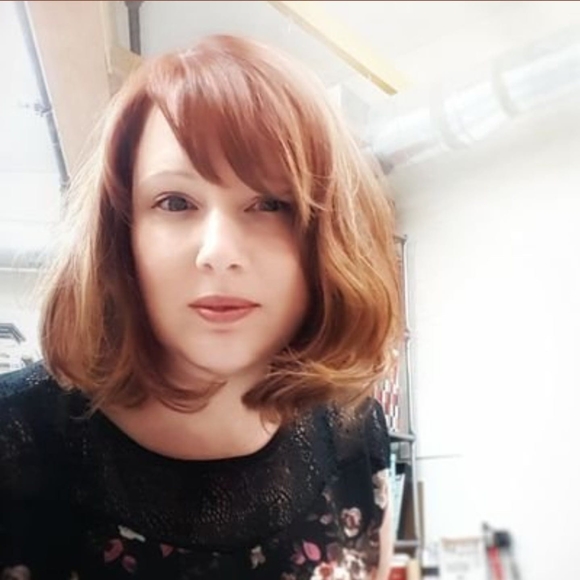 Meet your Posher, Brandy - Picture 1 of 1